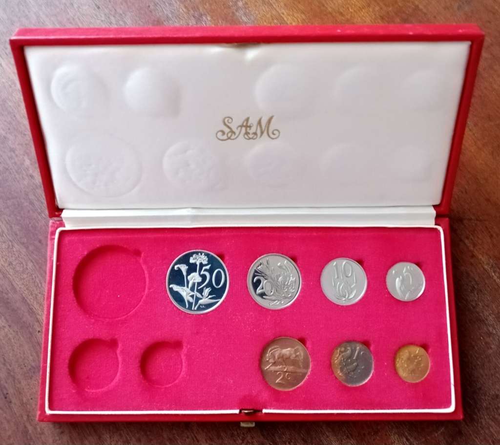 Partial 1978 proof set in red box (50c-1/2c)