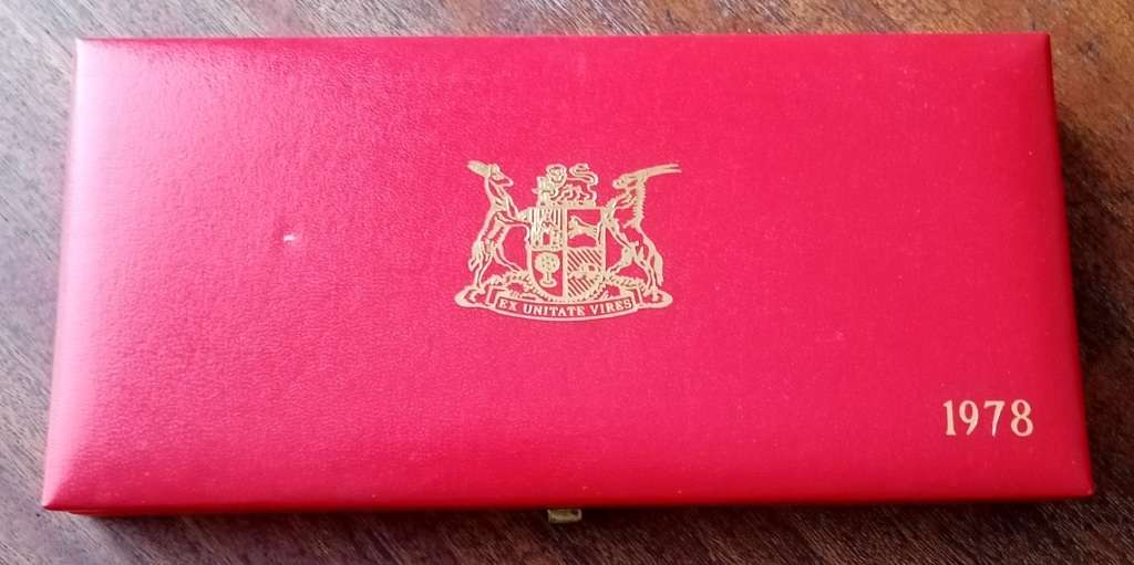 Partial 1978 proof set in red box (50c-1/2c)