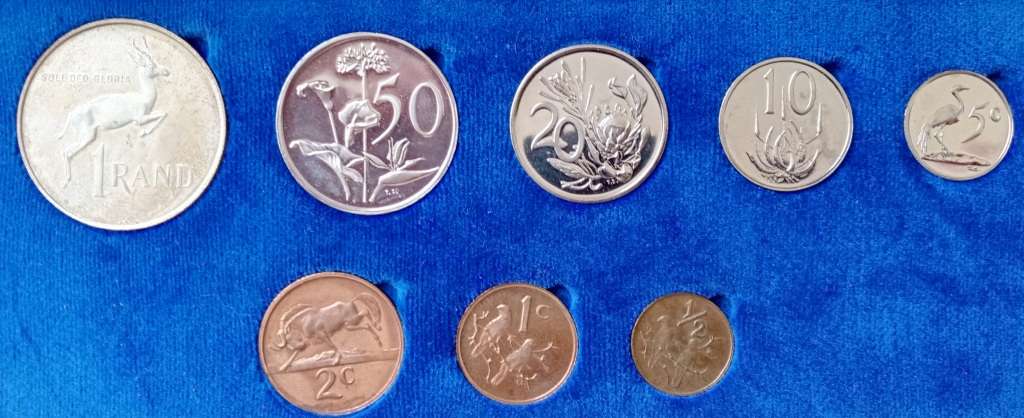 Nice 1971 S.A short proof set with silver R1