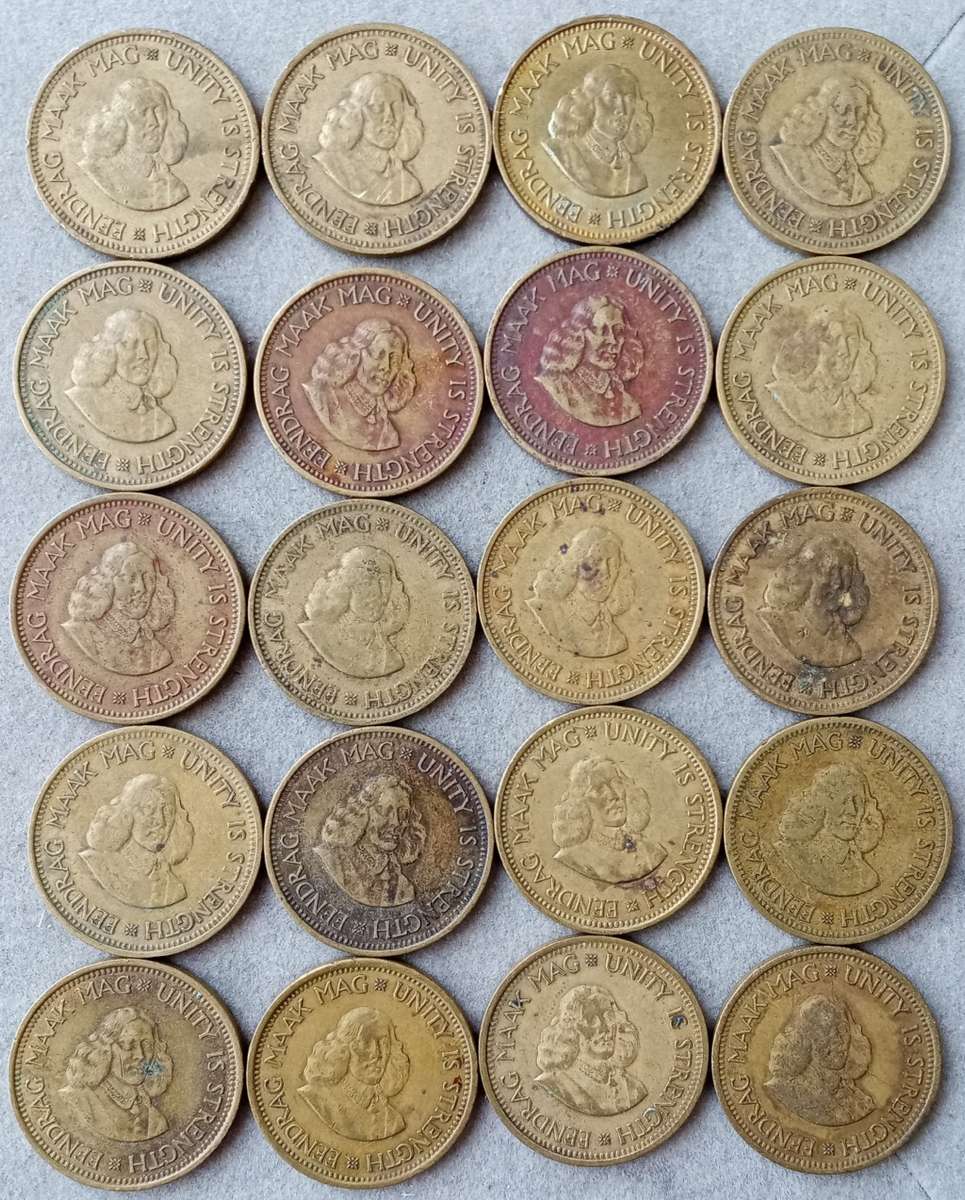 Lot of x20 republic 1/2c coins (1962)