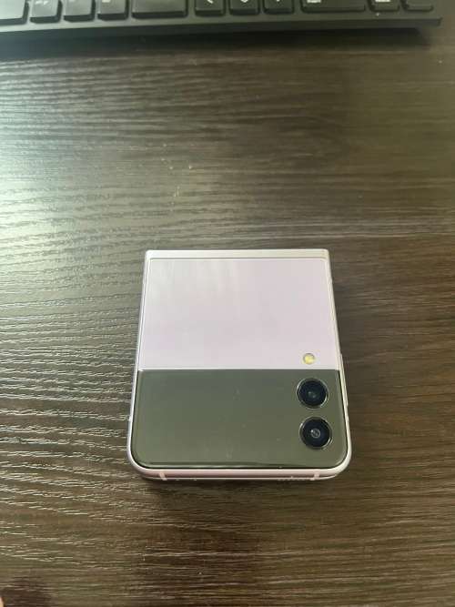 Samsung Z Flip3 5G