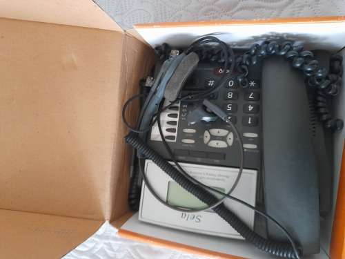 Sela Headset speakerphone