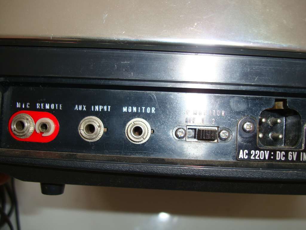 Sony TC-505 Solid State 1/4 inch reel to reel tape recorder