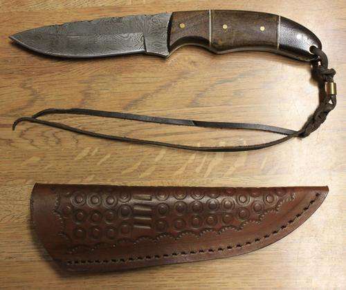 BRAND NEW HANDMADE DAMASCUS HUNTING KNIFE
