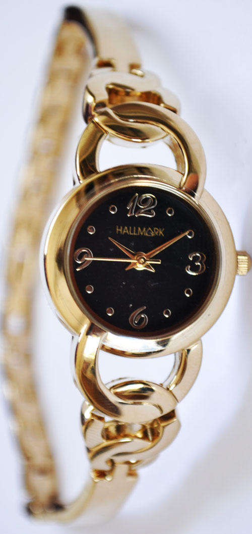 BRAND NEW Hallmark Ladies Gold Bracelet Watch Black Dial HA1061B**Stunning Model**