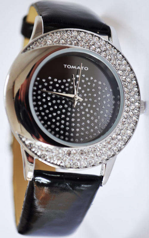 BRAND NEW TOMATO LADIES  Round with Stones on dial and bezel T533109**BEAUTIFUL WATCH**