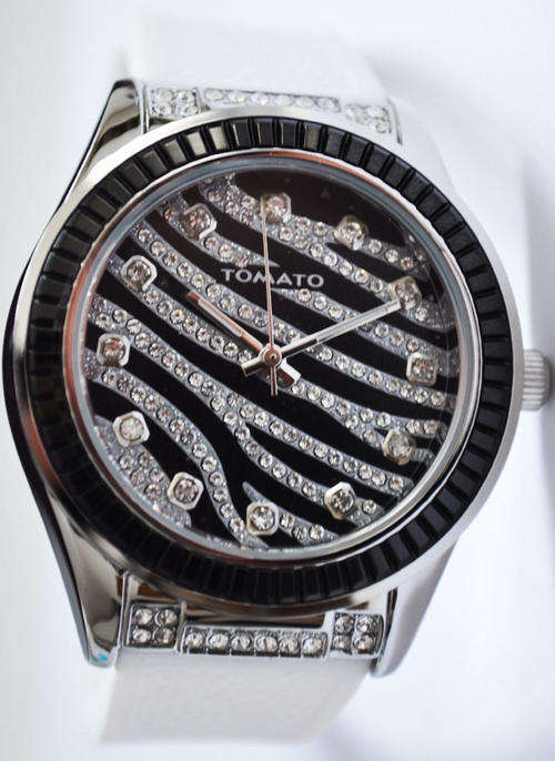 BRAND NEW TOMATO LADIES Crystal White  Rubber Watch T534105**BEAUTIFUL WATCH**