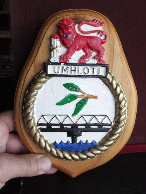 SA Navy, river-class minehunter Umhloti plaque, plaster of paris - as per photo