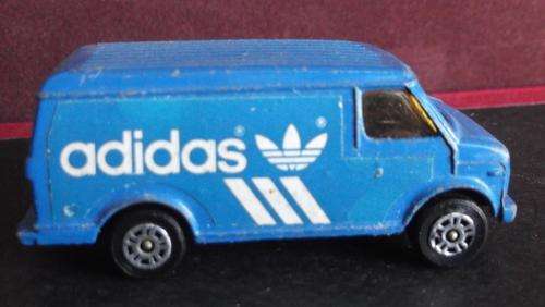 Corgi Juniors - US Van (roughly 1/70 ratio) - as per photos