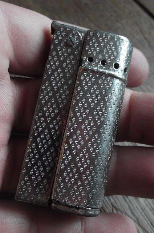 Vintage Sunflower 6506 lighter - Working