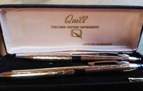 Vintage USA-made Quill 14k gold-filled ladies pen & pencil set - lifetime guarantee