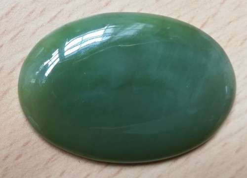 Oval piece of jade - see listing for detail