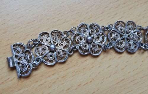 Lovely vintage silver filigree bracelet - see listing for details