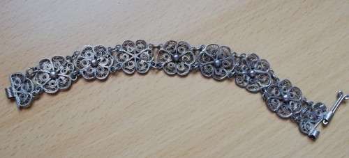 Lovely vintage silver filigree bracelet - see listing for details
