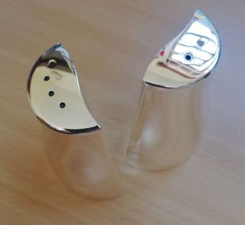 Newbridge Silverware salt & pepper set