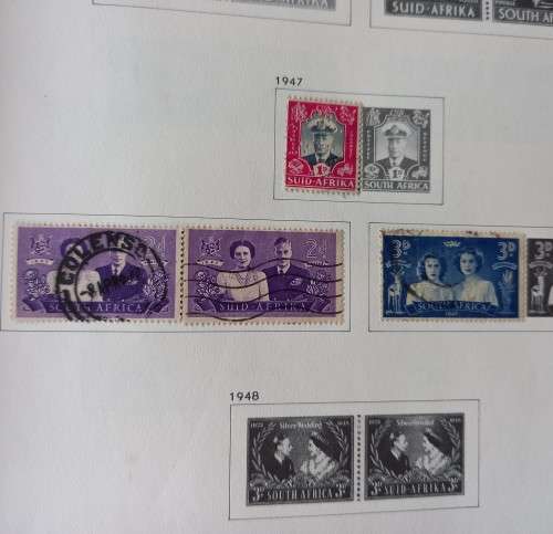 Vintage used South African Davo stamp album 1910-1977, with some stamps