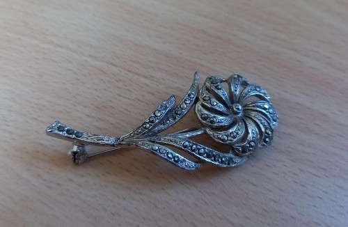 Vintage marcasite flower brooch