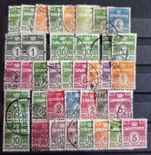 Denmark lot of 38 wavy line stamps 1905 onwards, used
