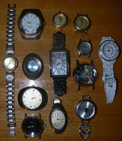 Large lot of broken watches, straps and watch parts - see all 3 pics