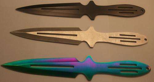 throwing knife set of 3 (coloured blades)