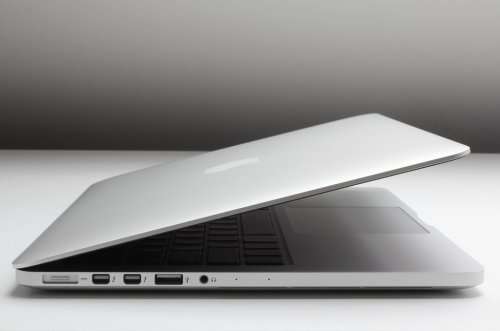 Powerful MacBook Pro with Retina - i5 2.7GHz - 8GB - Retina display: 13.3-inch