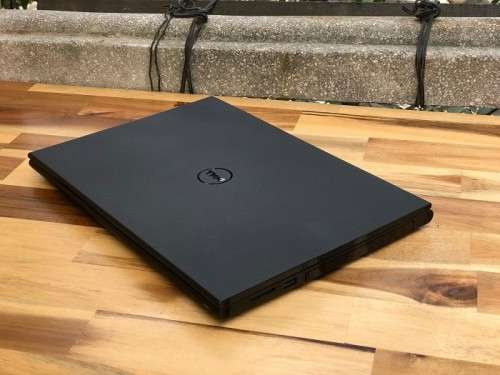 Small but powerfuk Dell - i7 - 8GB - 500GB - 14inch HD - 2GB Nvidia Graphics