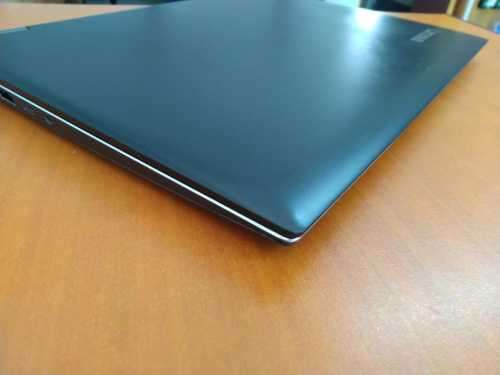 Powerful Lenovo Flex 5 - 2 in 1 laptop / Tablet - i7 7th gen - 16GB DDR4 - 128GB SSD M.2 + 1TB - 14"