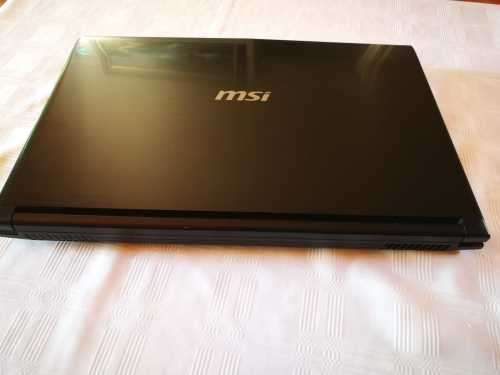 MSI 17.3" Laptop - i7 7th gen - 256GB SSD + 1TB HDD - 12GB DDR4 - 17.3" FHD