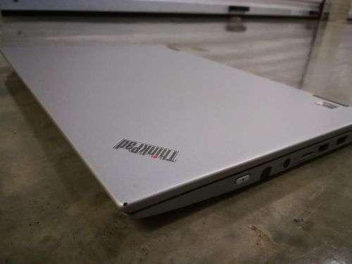 Lenovo Yoga 370 - Intel i7 - 16GB - 512GB SSD - 13.3" FHD Touch with Stylus Pen + Warranty