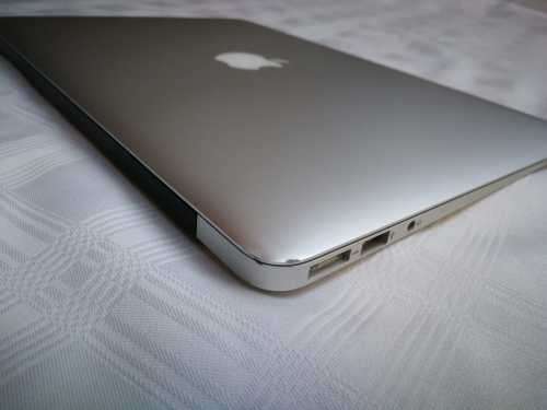 Powerful MacBook Air "Core i5" 1.8 13inch (2017 model) - 8GB - 128GB - 3 Months warranty