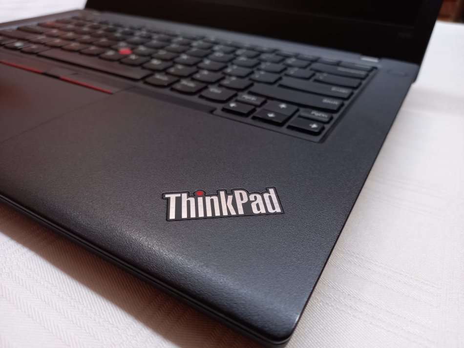 Powerful Lenovo T470 - 16GB DDR4 - 240GB SSD - Extra long battery life - with Lenovo warranty