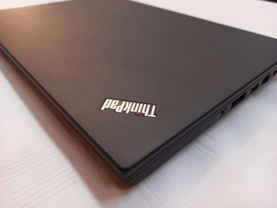 Powerful Lenovo T460 - Intel i7 - 16GB DDR4 - 256GB SSD - Extra long battery life + 4G / LTE