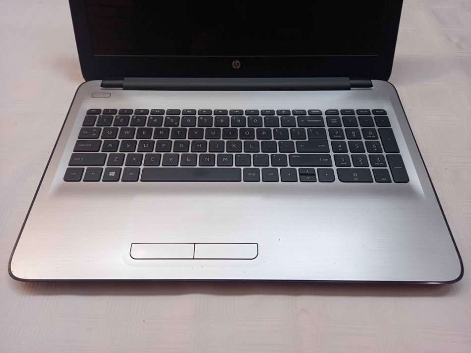 HP Notebook - Intel Core i7 7th gen - 15.6" Display - Very good condition