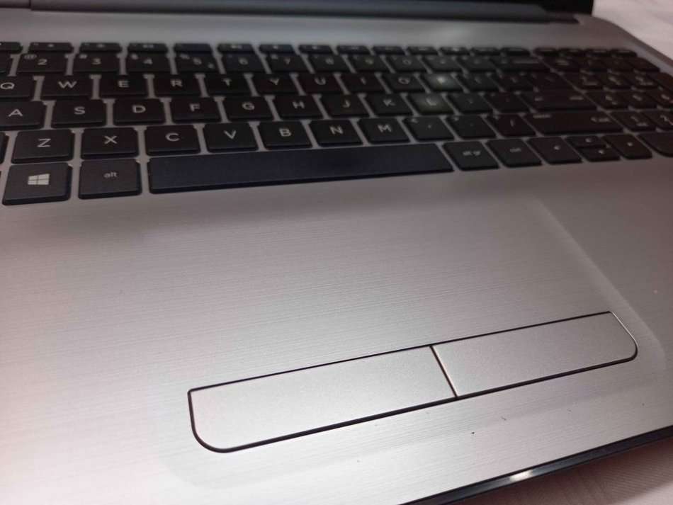 HP Notebook - Intel Core i7 7th gen - 15.6" Display - Very good condition