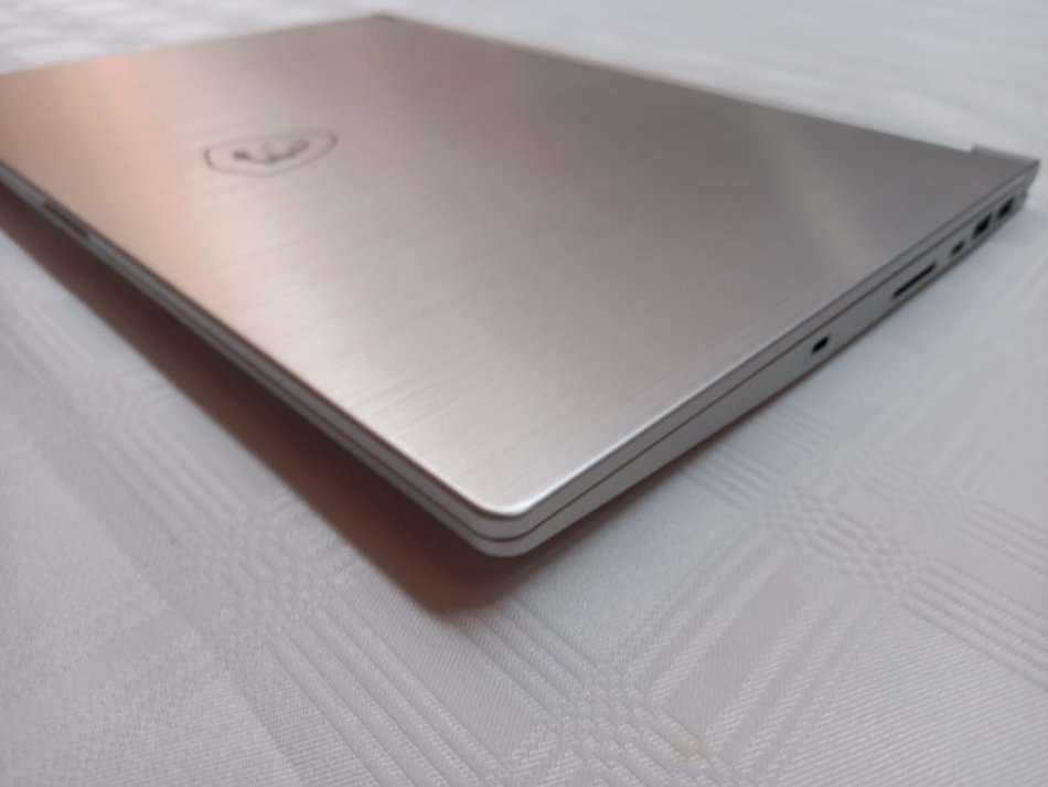 Powerful MSI Prestige Laptop with orginal Box - Intel i7 - 16GB DDR4 - 14" FHD