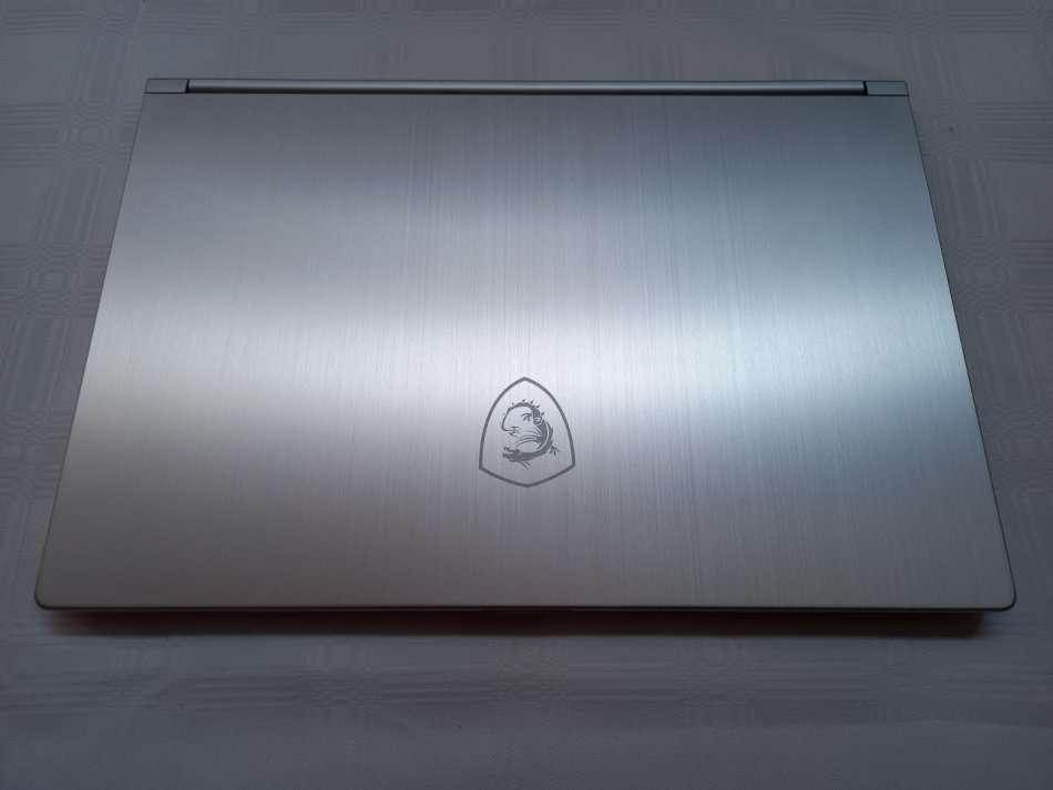 Powerful MSI Prestige Laptop with orginal Box - Intel i7 - 16GB DDR4 - 14" FHD