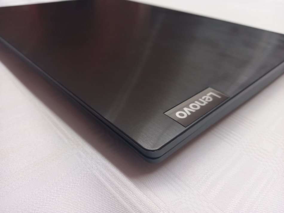 Lenovo ideapad - Intel i7 10th Gen - 12GB - 256GB SSD + 1TB HDD - 15.6" HD Display