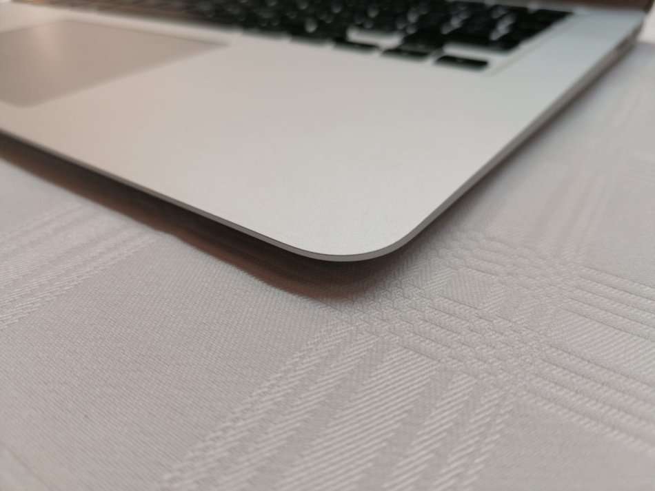 Powerful MacBook Air "Core i5" 1.8 13inch (2017 model) - MINT Condition