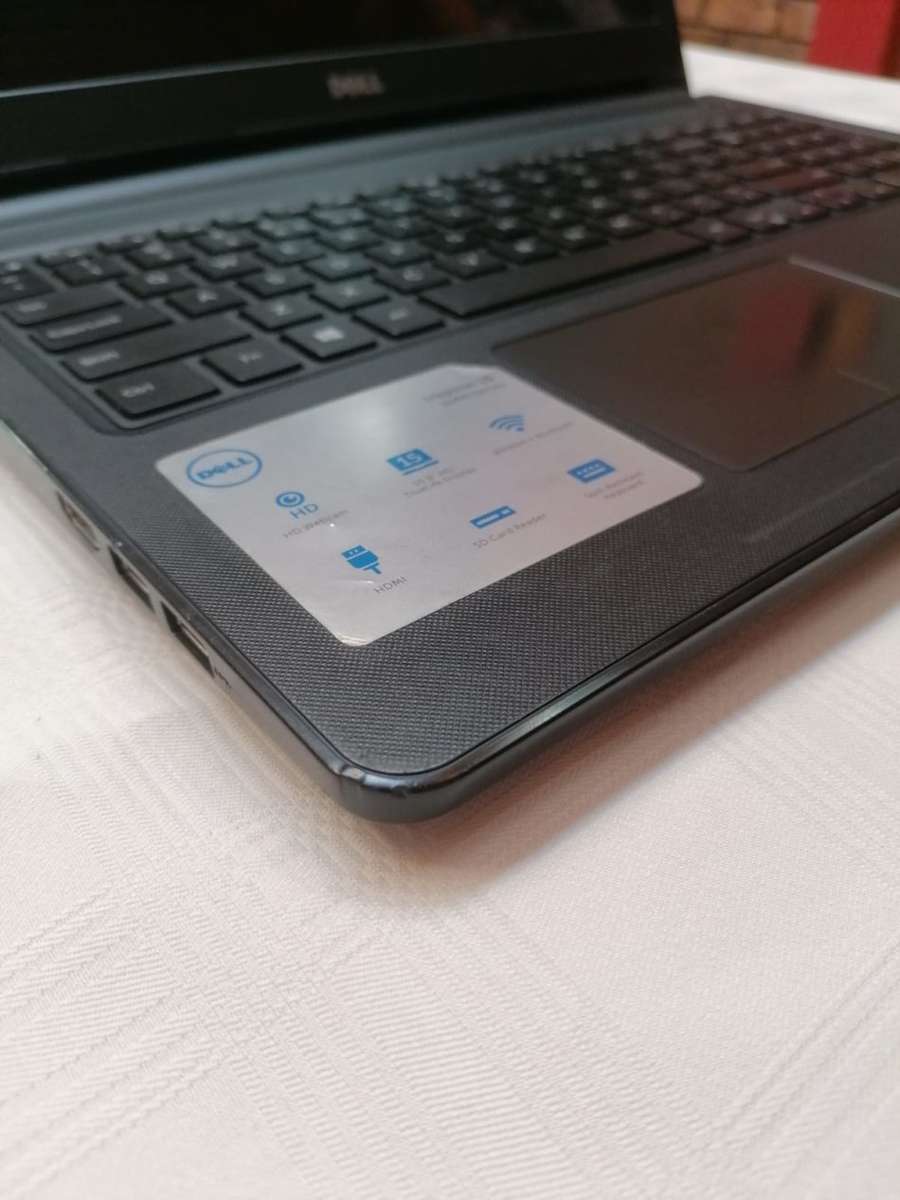 Dell Inspiron Laptop - Intel i5 7th gen - 1TB HDD - 12GB Memory - 15.6" HD