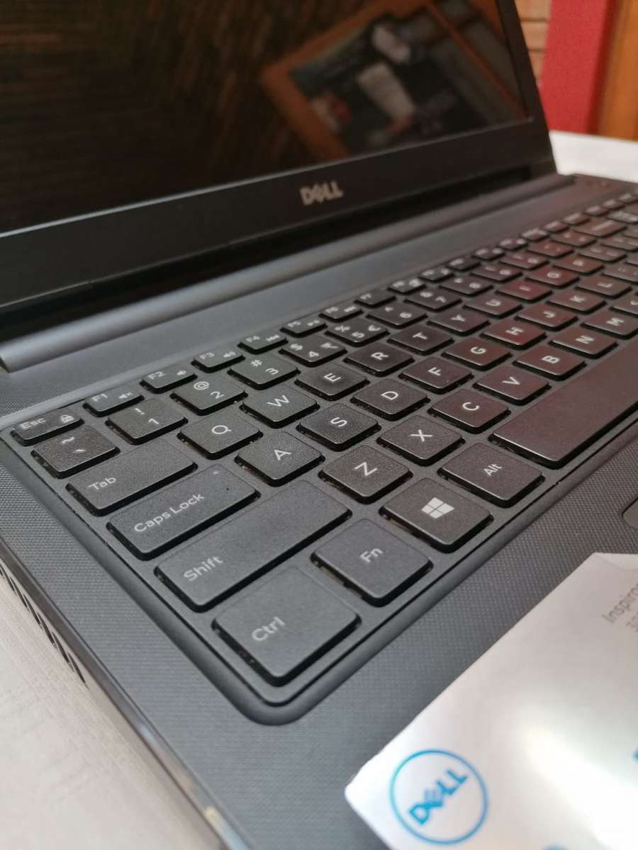 Dell Inspiron Laptop - Intel i5 7th gen - 1TB HDD - 12GB Memory - 15.6" HD