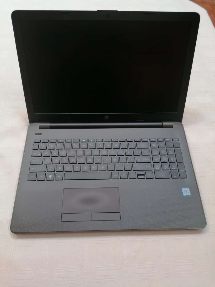 Powerful HP Laptop - Intel i5 - 12GB Memory - 15.6" FHD (1920 x 1080)