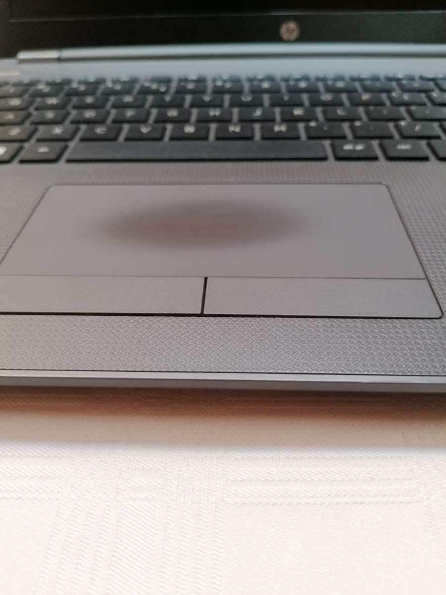 Powerful HP Laptop - Intel i5 - 12GB Memory - 15.6" FHD (1920 x 1080)