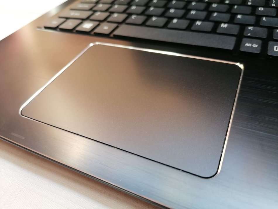 Powerful Acer Laptop - Intel i7 8th gen - 256GB SSD + 2TB HDD - 12GB - 15.6" FHD