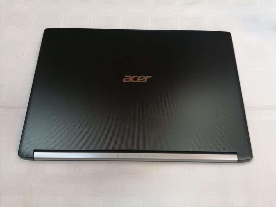 Powerful Acer Laptop - Intel i7 8th gen - 256GB SSD + 2TB HDD - 12GB - 15.6" FHD