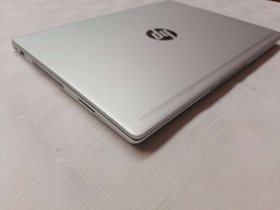 HP ProBook - 13.3" FHD IPS - Intel 8th gen - 16GB DDR4 - 256GB PCIe NVMe M.2 - Win 10 Pro