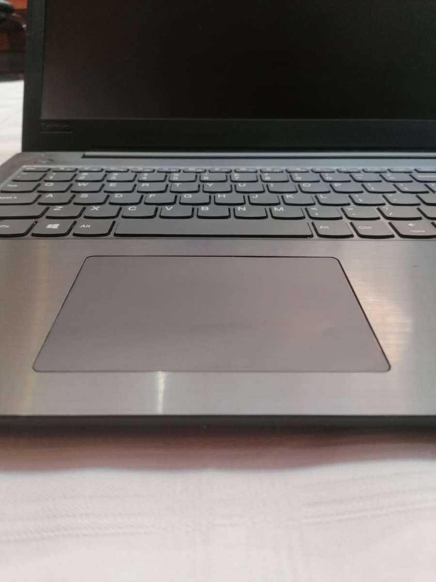 Lenovo IdeaPad V330 - Intel 8th Gen - 8GB - 1TB HDD - 15.6" FHD - Win 10 Pro