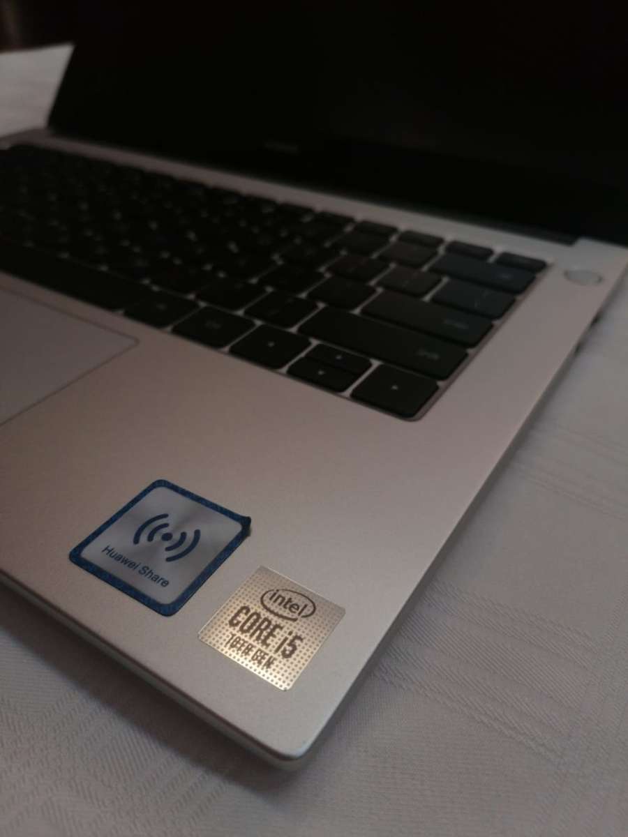 HUAWEI MateBook D14 - Intel 10th gen - 512GB SSD - 8GB - 14" FHD IPS - nVidia Graphics