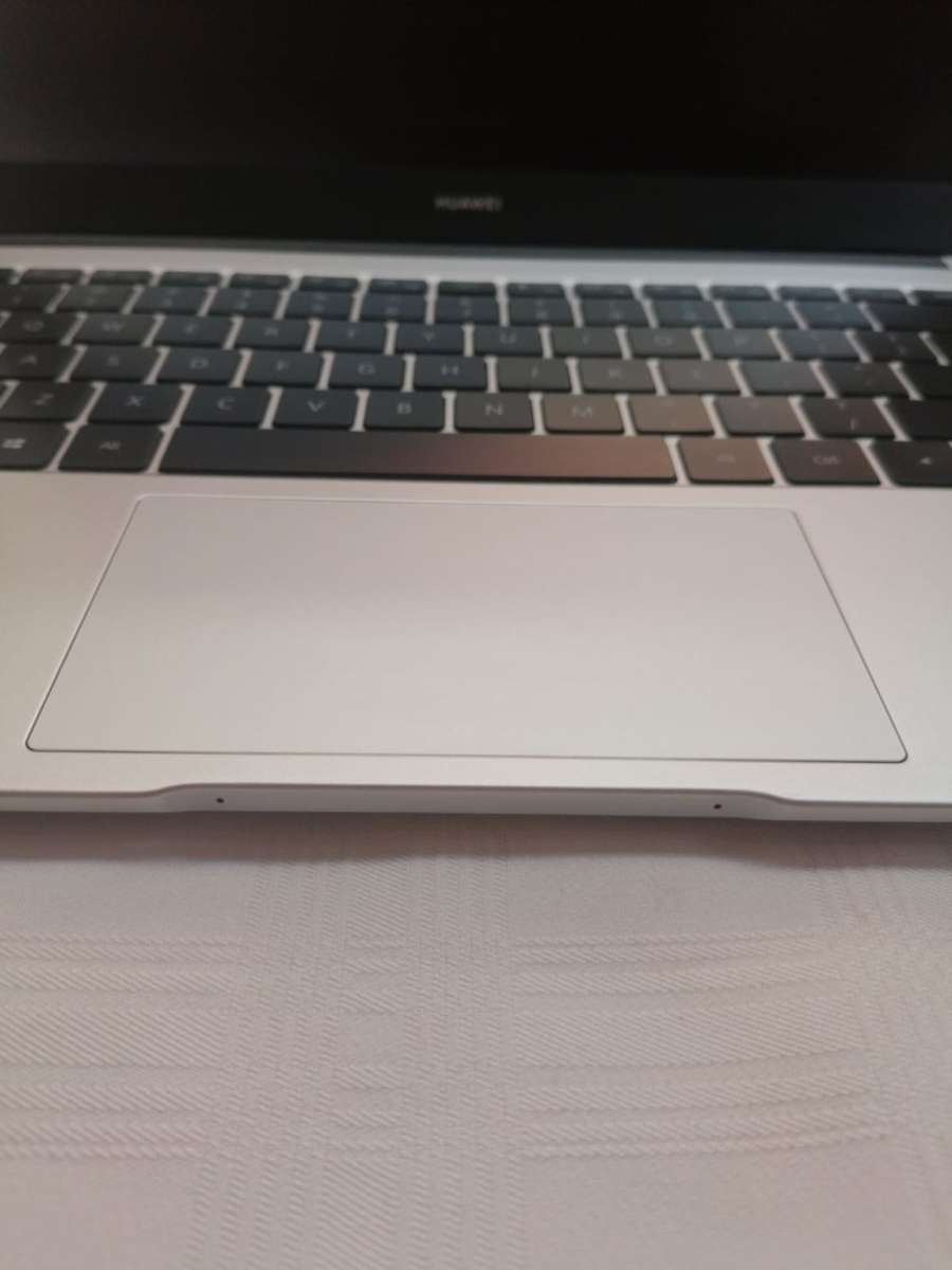 HUAWEI MateBook D14 - Intel 10th gen - 512GB SSD - 8GB - 14" FHD IPS - nVidia Graphics