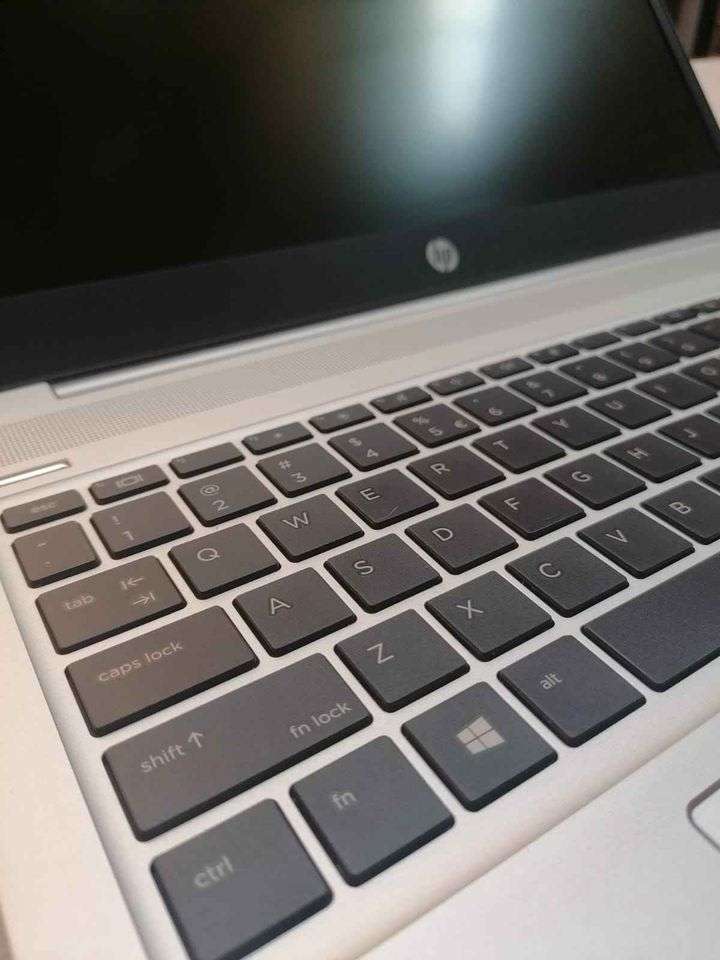 HP ProBook 450 G7 - Intel 10th gen - 256GB SSD + 500GB HDD - 8GB - 15.6" HD - HP Warranty