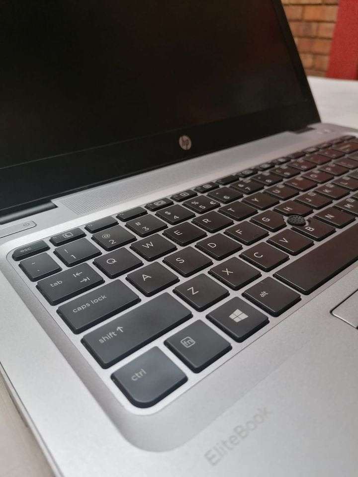 HP EliteBook 840 - Intel i7 7th gen - 8GB DDR4 - 500GB SSHD - 14" FHD 1920 x 1080